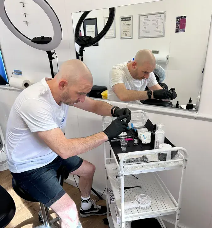 Stuart Buckley at the trolley in the Micro Magic clinic